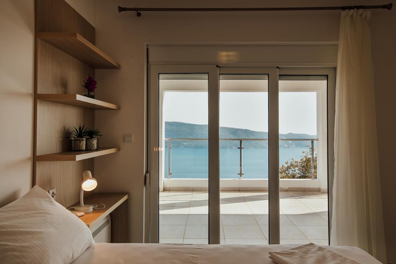 Vista Residence Херцег Нови Екстериор снимка