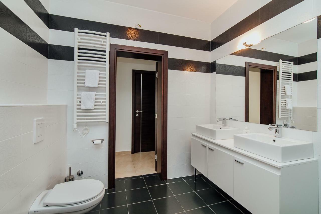 Vista Residence Херцег Нови Екстериор снимка