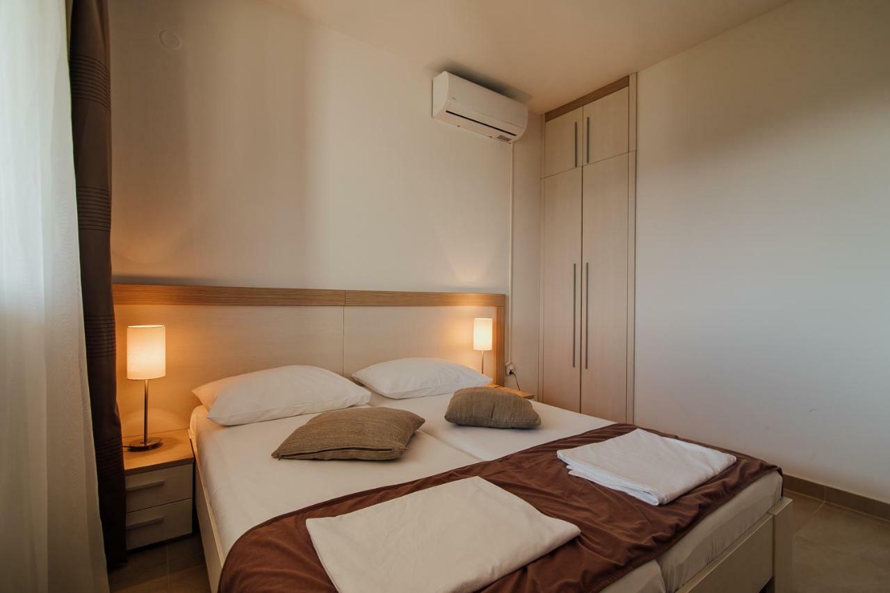 Vista Residence Херцег Нови Екстериор снимка