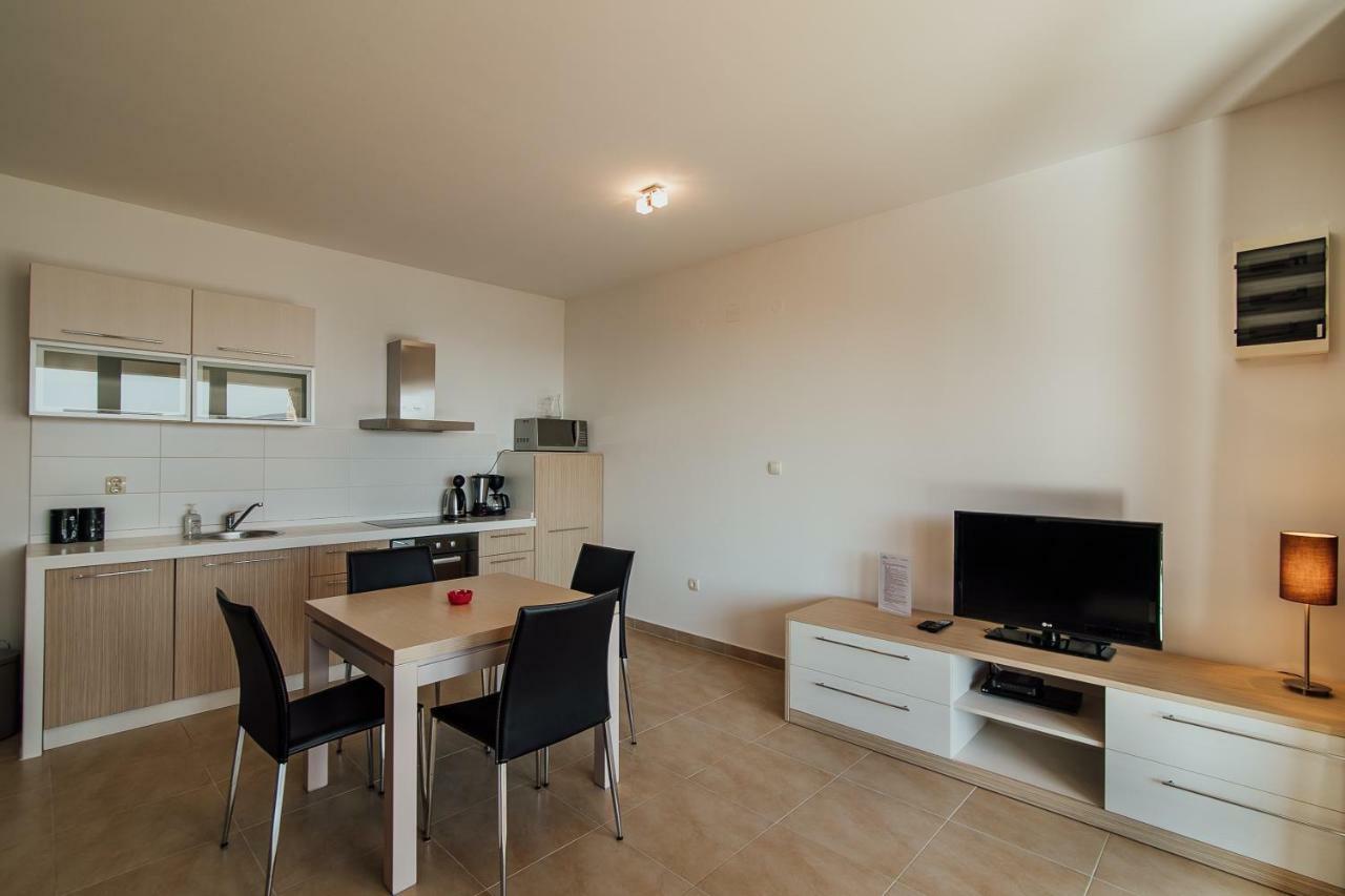 Vista Residence Херцег Нови Екстериор снимка