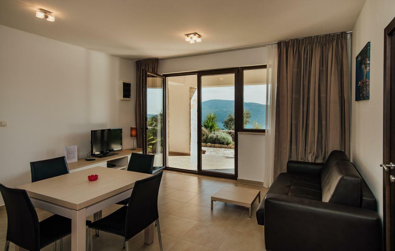 Vista Residence Херцег Нови Екстериор снимка